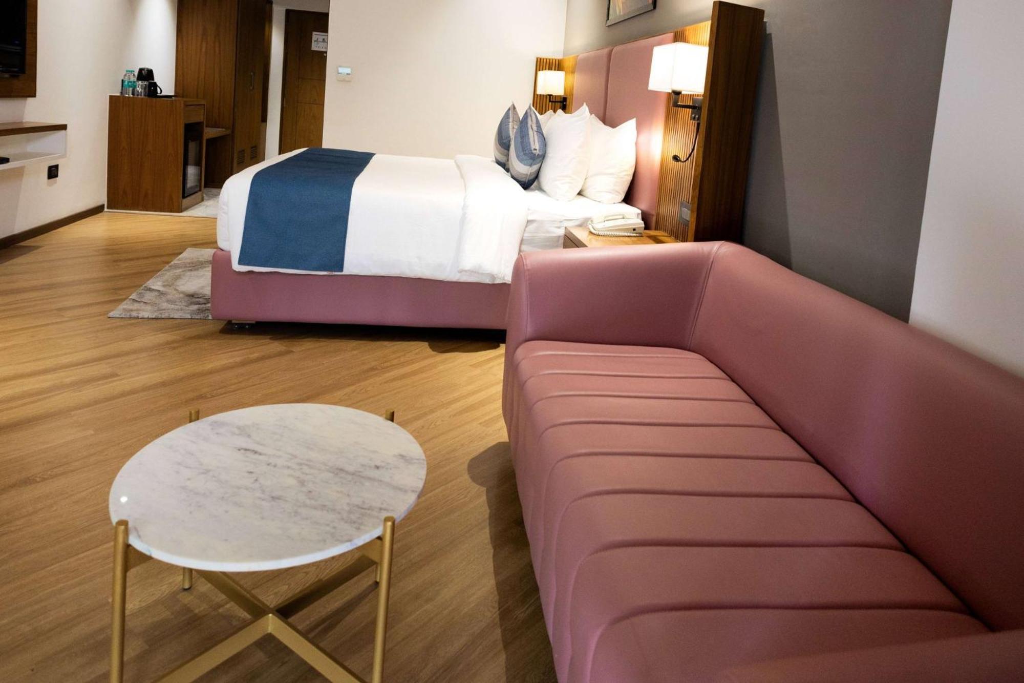 Ramada Encore By Wyndham Viramgam Extérieur photo
