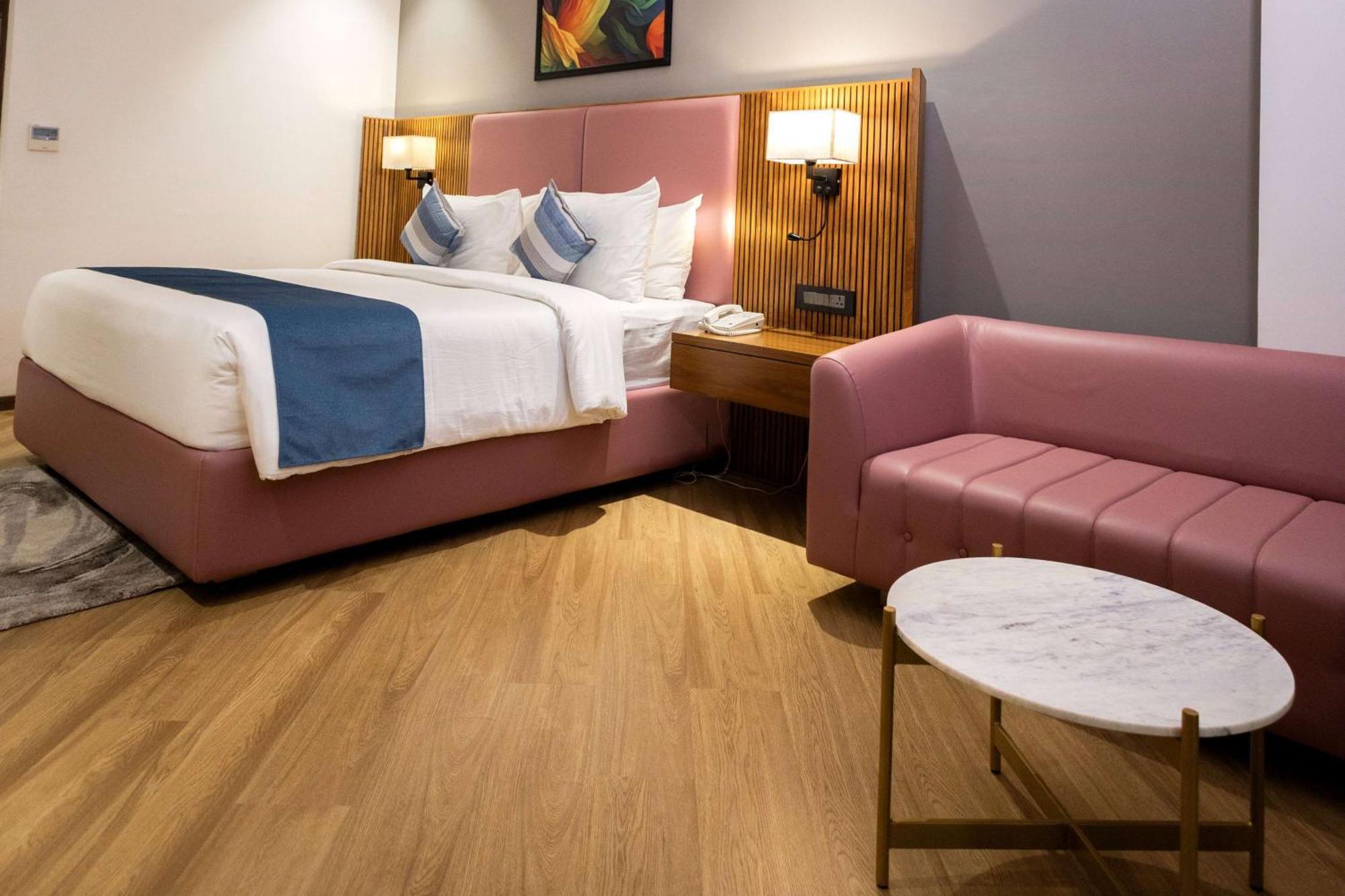 Ramada Encore By Wyndham Viramgam Extérieur photo