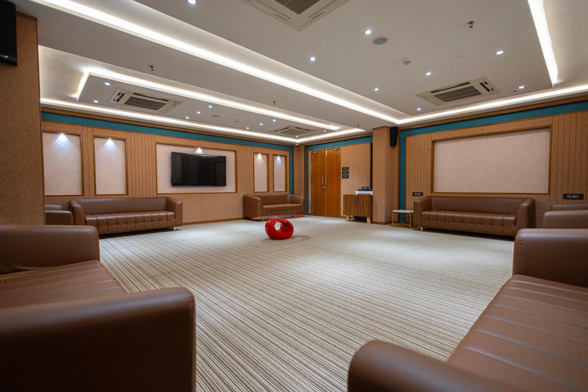 Ramada Encore By Wyndham Viramgam Extérieur photo