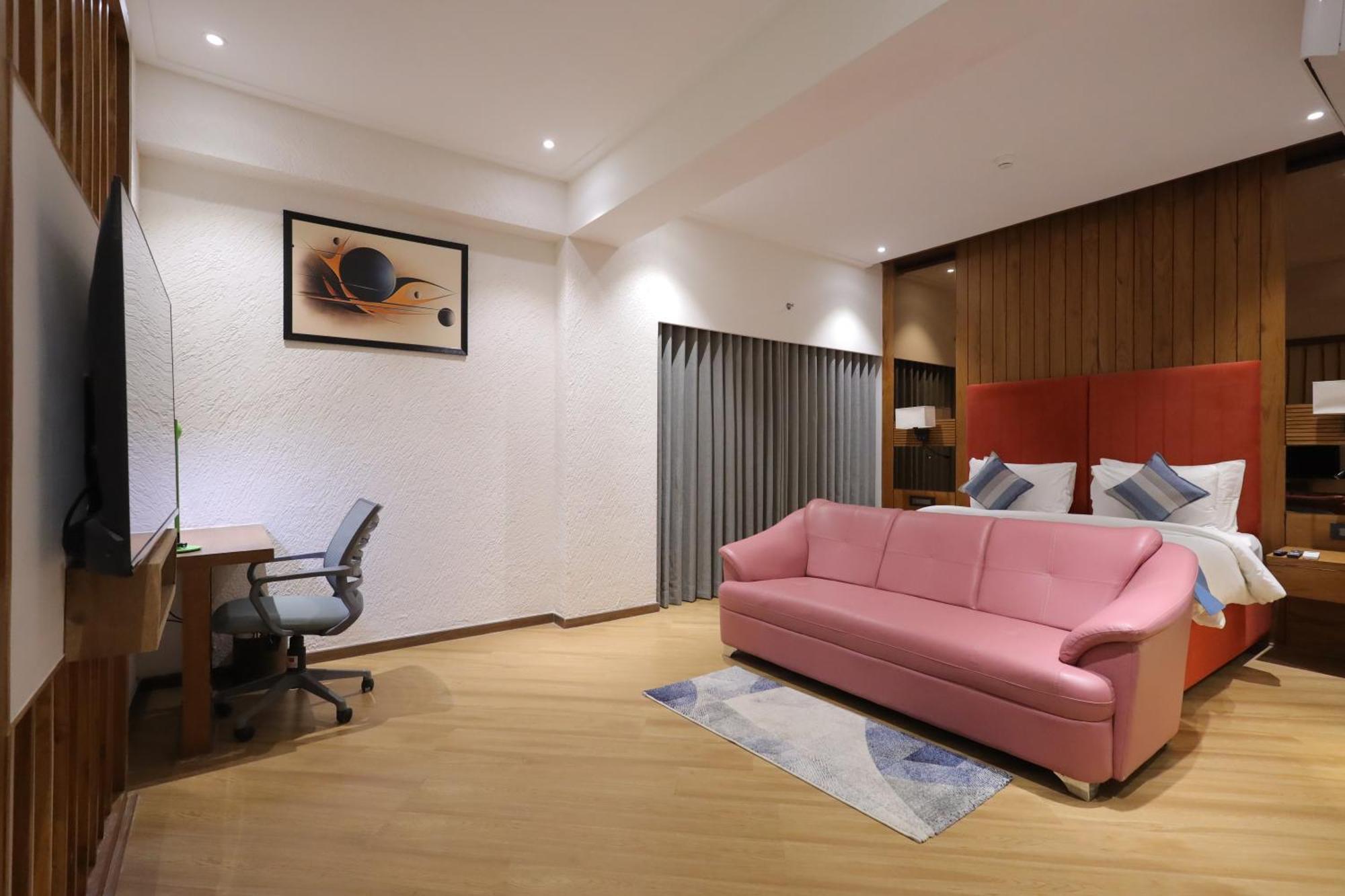 Ramada Encore By Wyndham Viramgam Extérieur photo