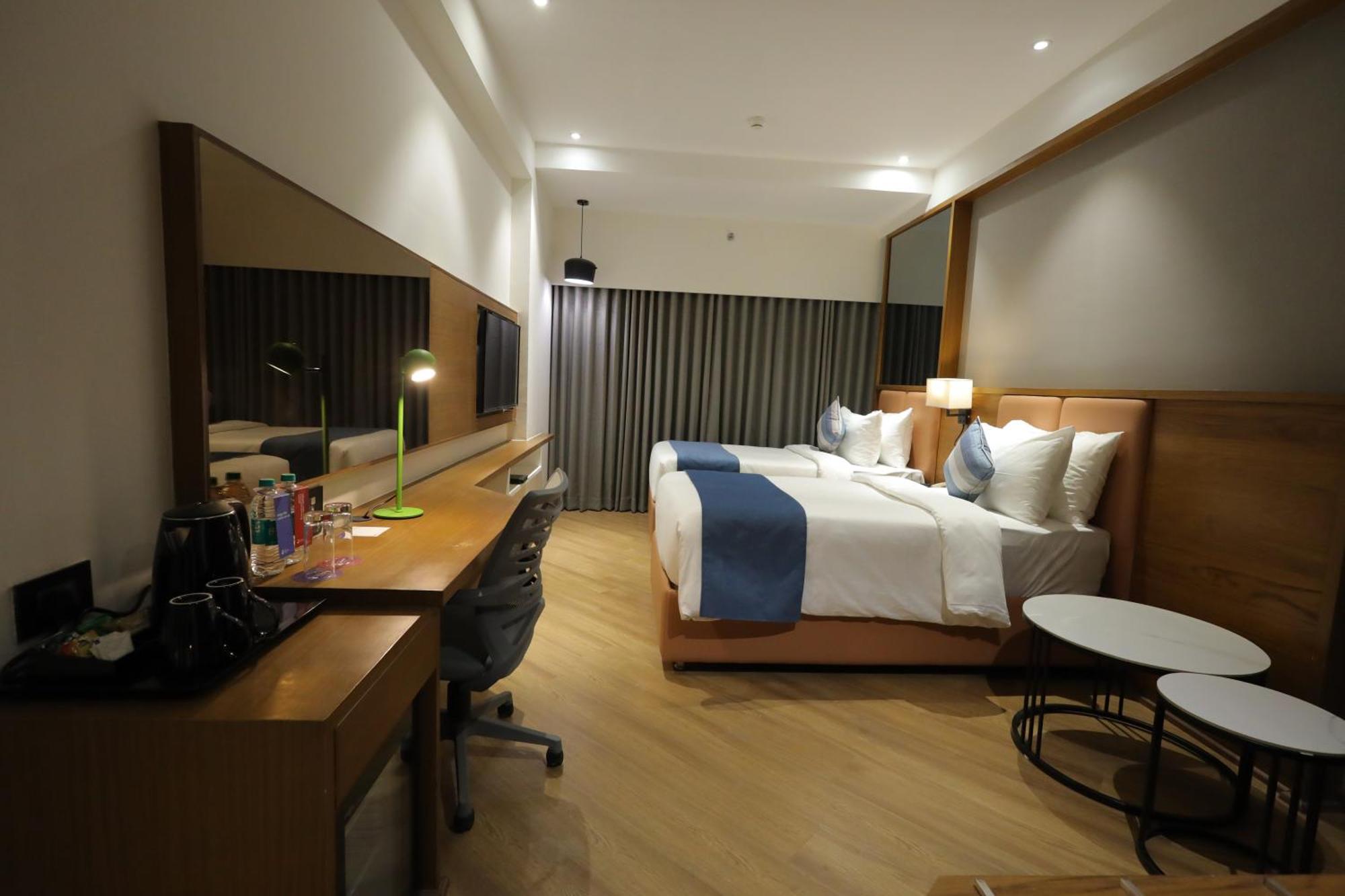 Ramada Encore By Wyndham Viramgam Extérieur photo