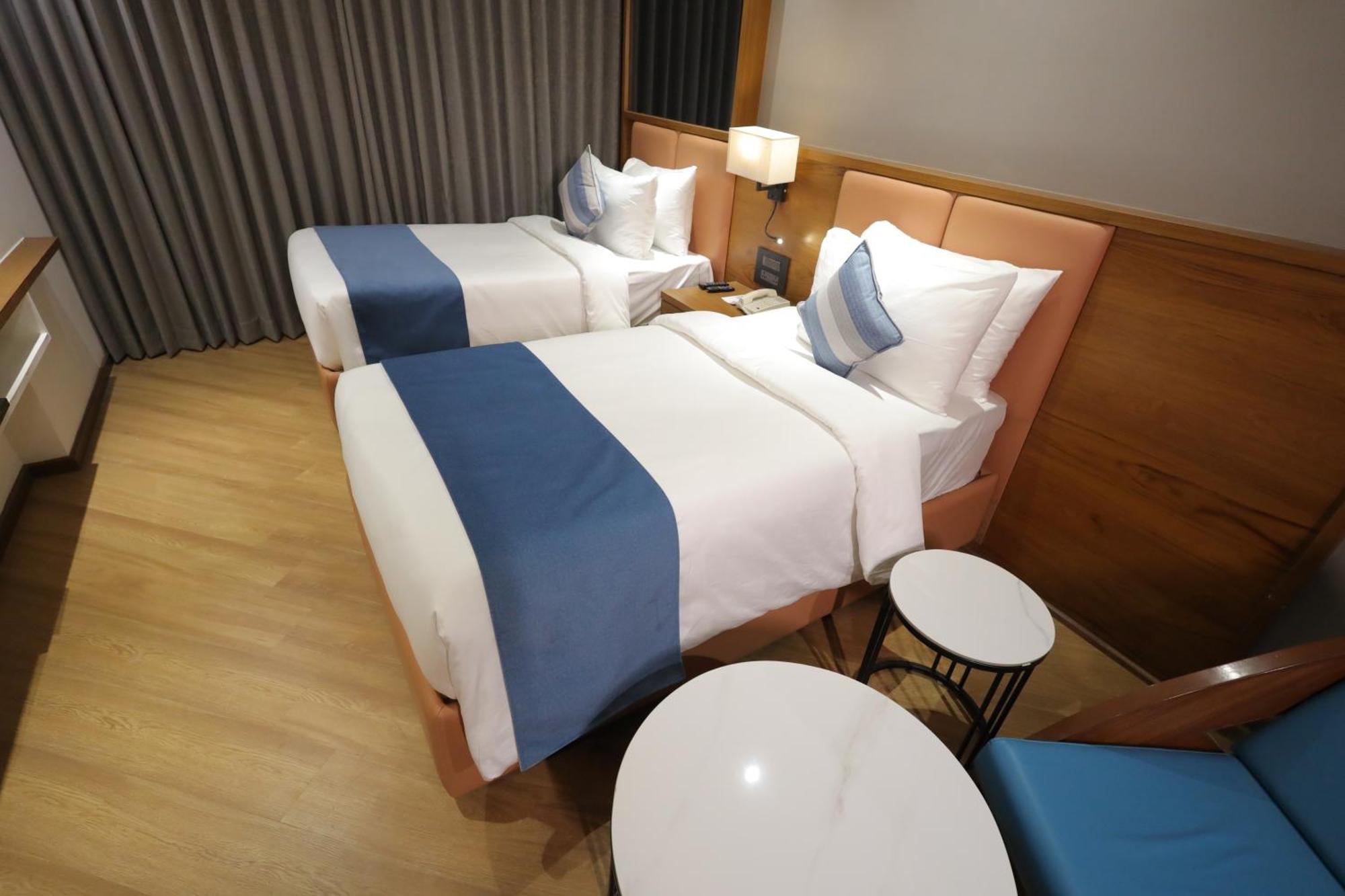 Ramada Encore By Wyndham Viramgam Extérieur photo