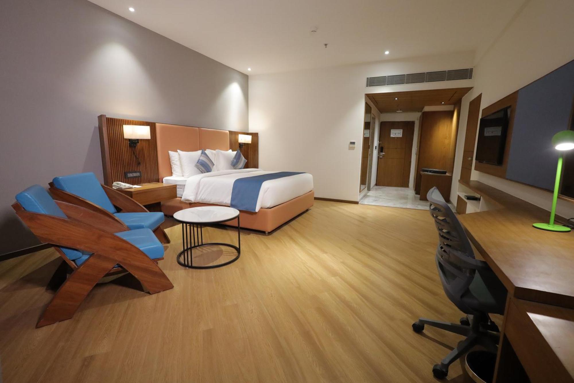 Ramada Encore By Wyndham Viramgam Extérieur photo